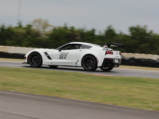 27 Vette