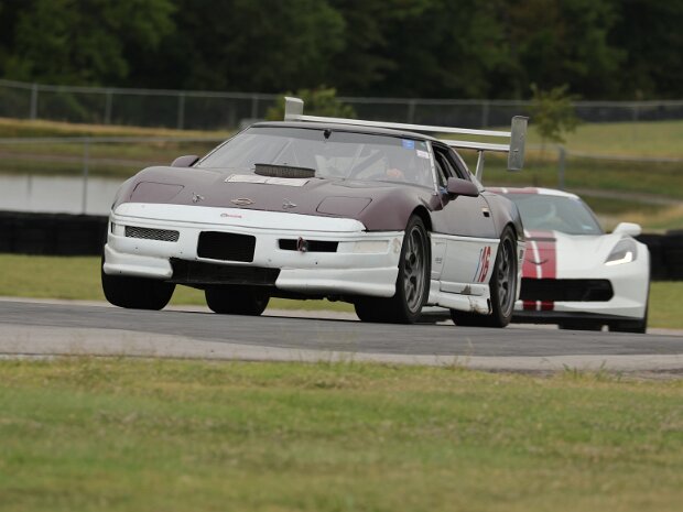 16 Vette