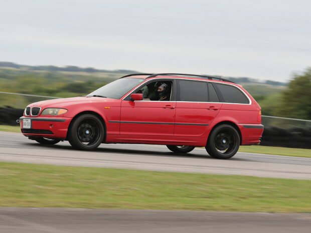 19 Red BMW
