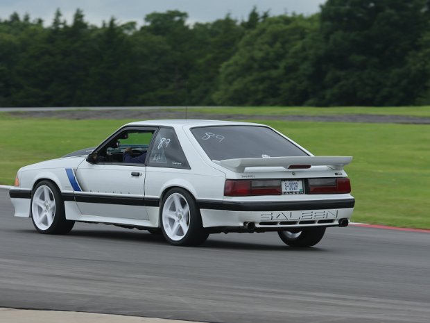 89 White Saleen