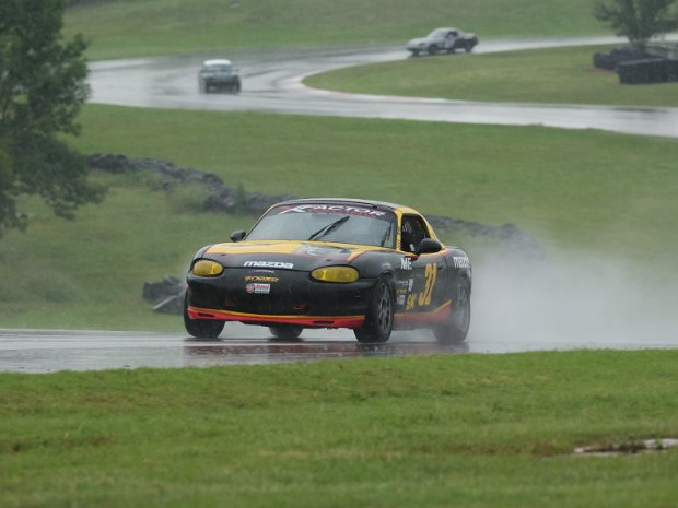 31 Blk Yellow