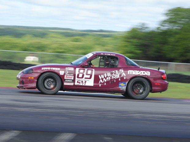 89 Maroon