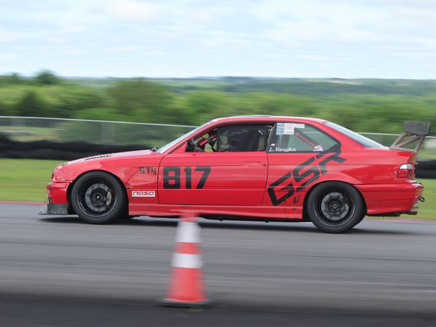 817 Red