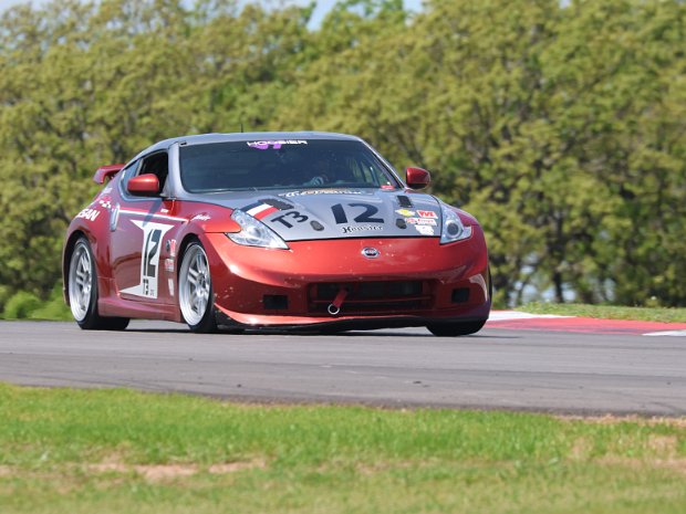 12 Nissan